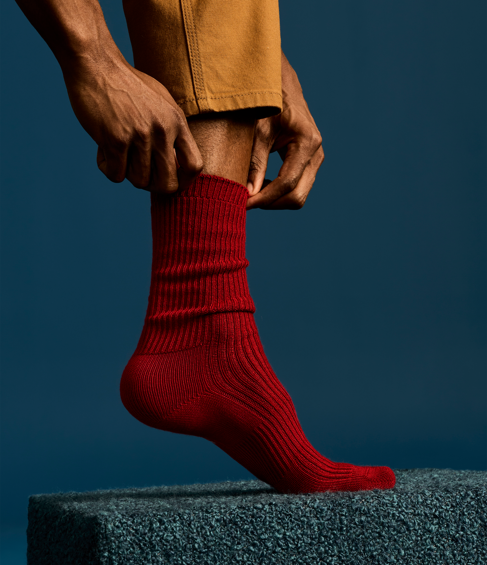 Merino Cashmere Blend Classic Rib Calf Socks - Rich Crimson [LIFESTYLE] [10029]