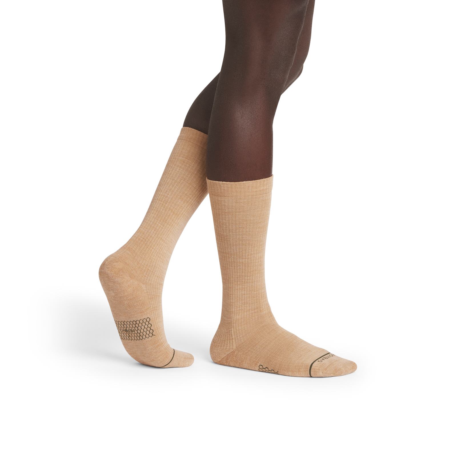 official-bombas::10115-toastedcoconuthtr-adult-male-onmodel-2-transparent.png