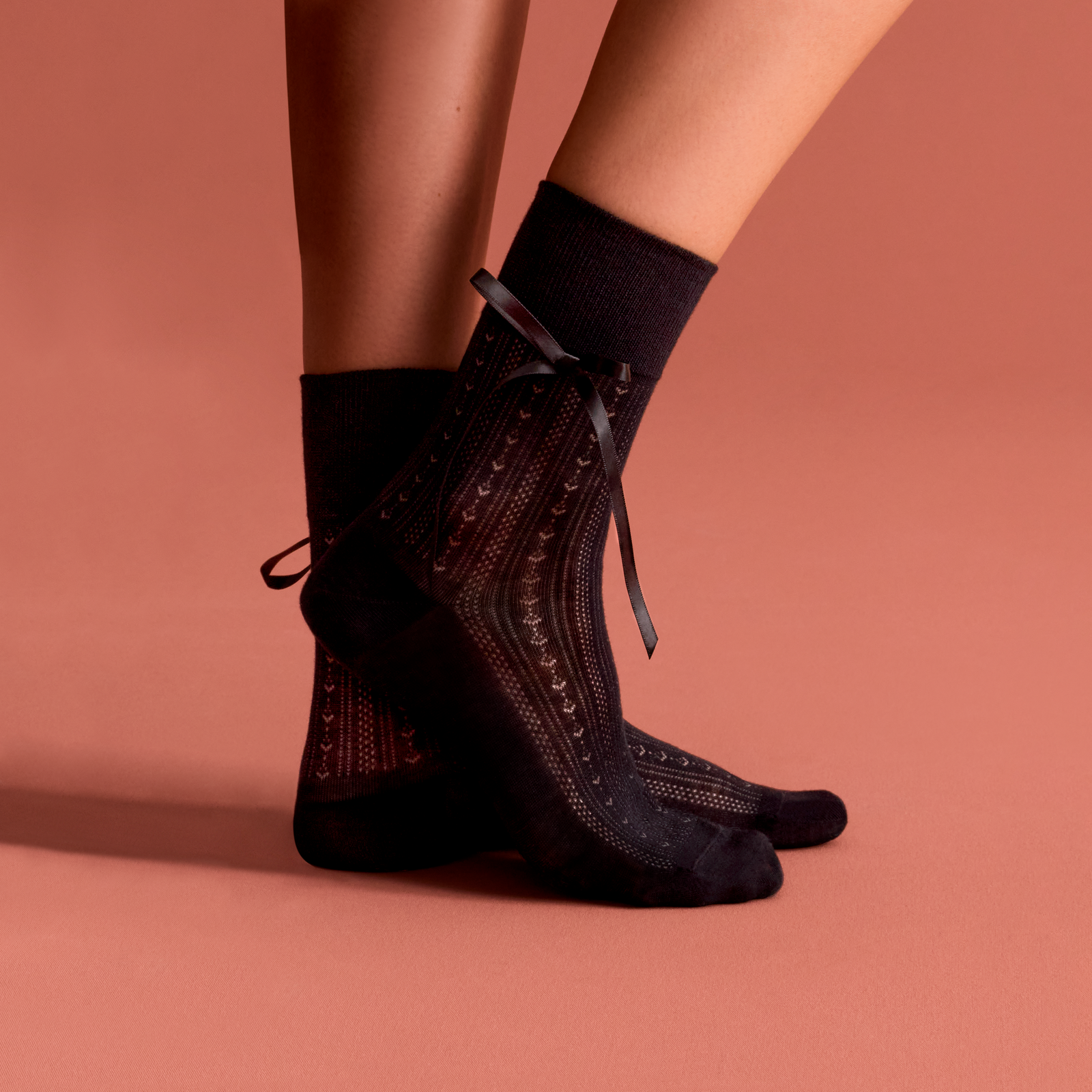 Lightweight Bow Half Calf Socks - black [LIFESTYLE] [10513]