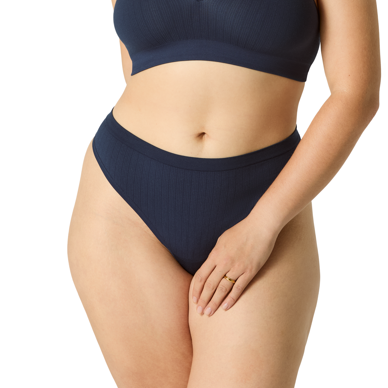 official-bombas::7714-midnightnavy-adult-1-transparent.png
