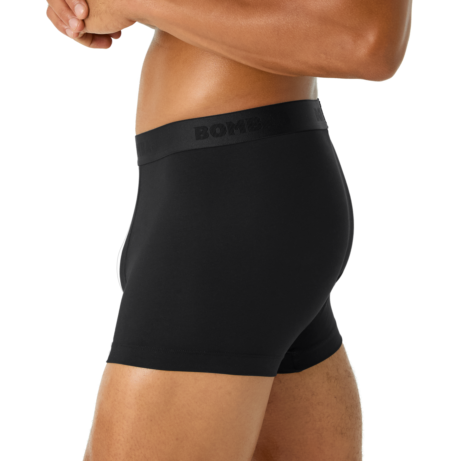 official-bombas::8472-black-adult-2-transparent.png