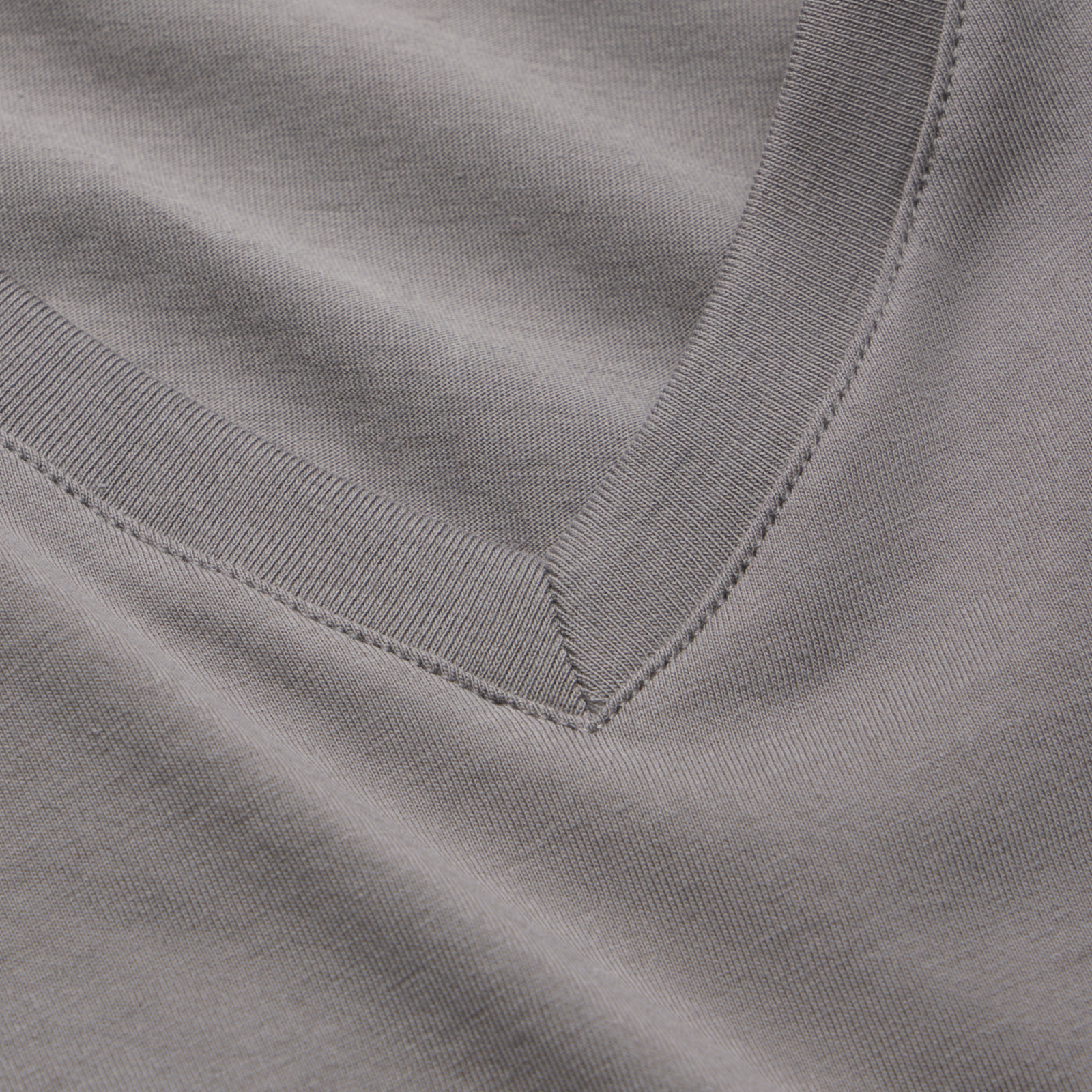 Men's Classic Fit Pima Cotton V-Neck T-Shirt - Boulder Detail [8758]