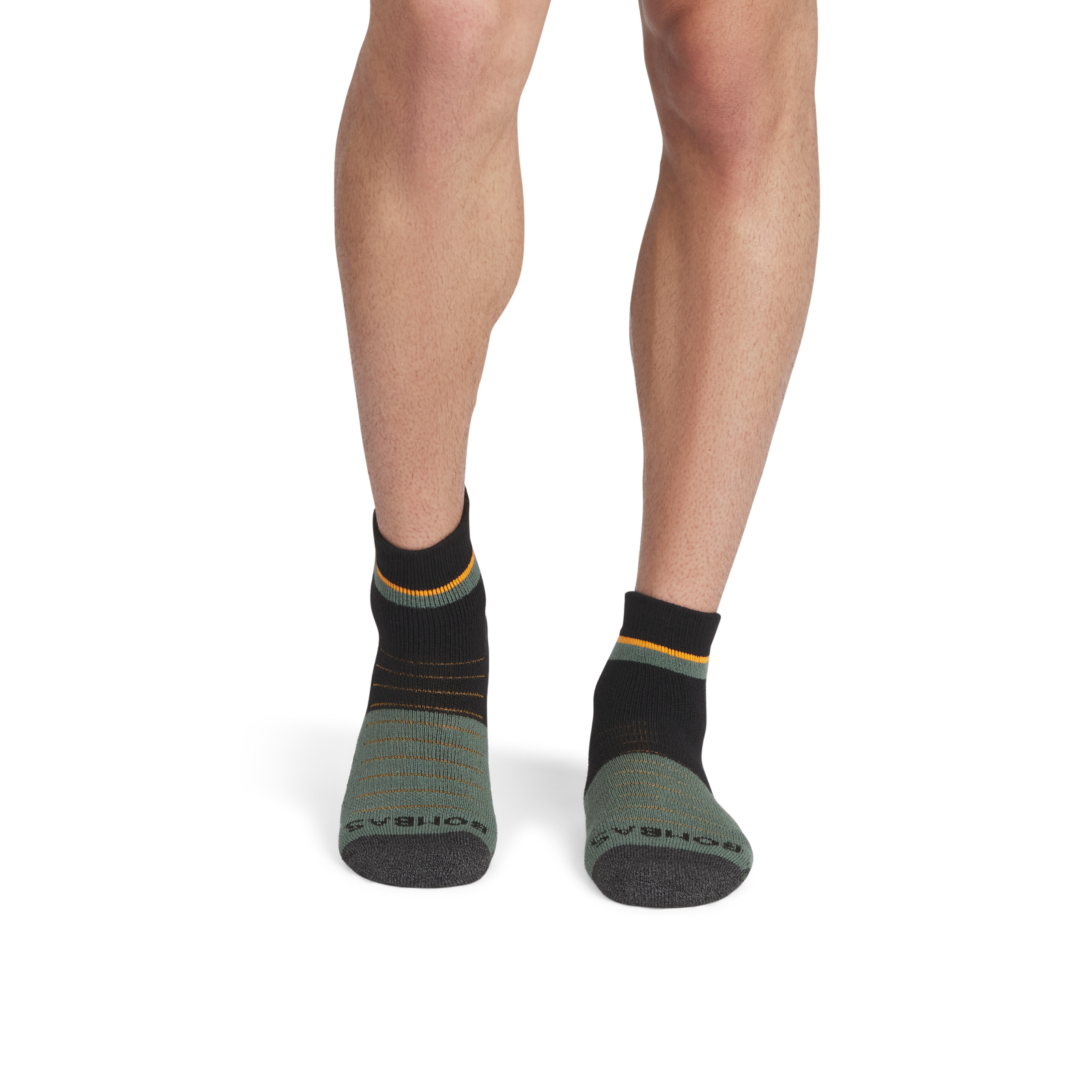 official-bombas::8875-black-adult-male-onmodel-2-transparent.png