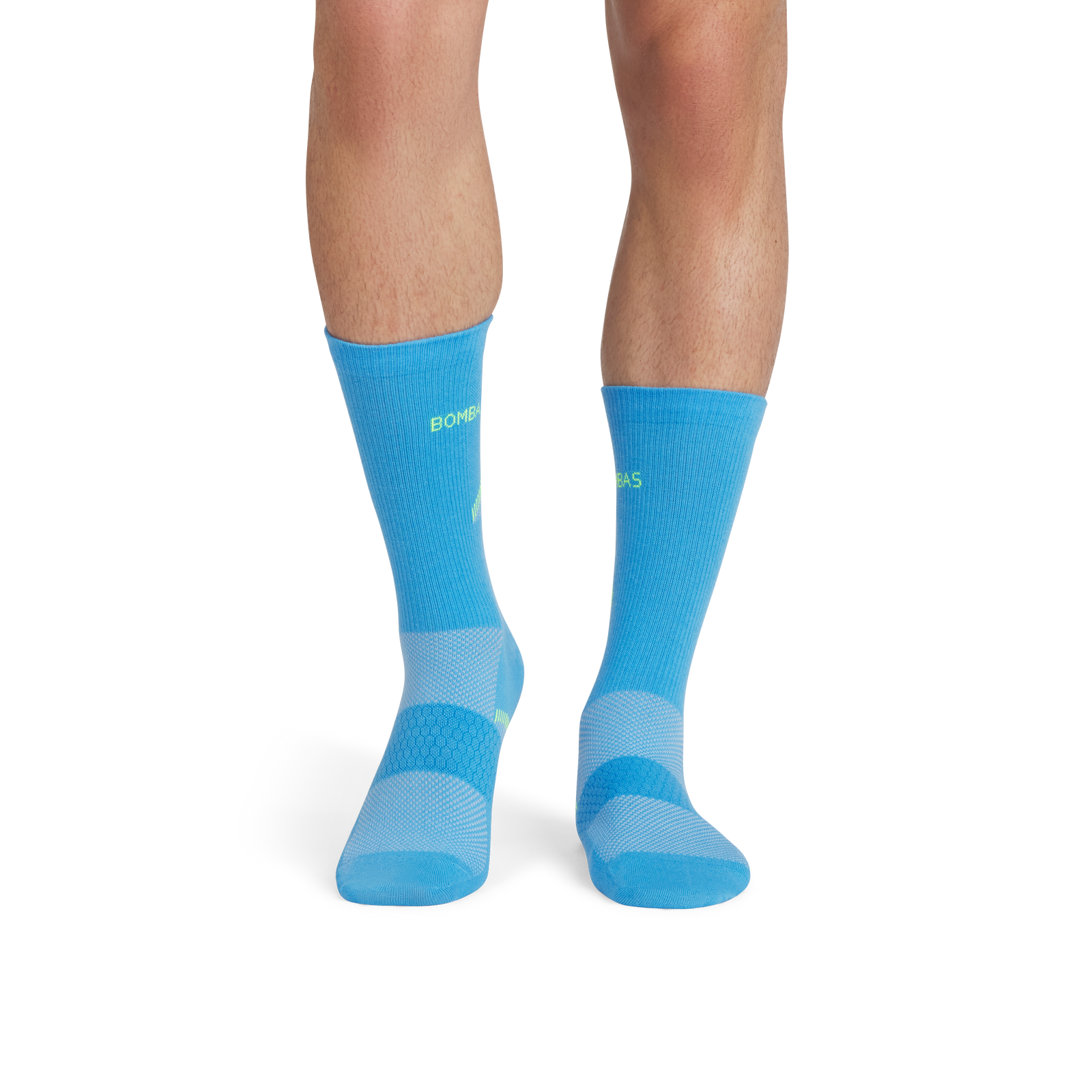 official-bombas::9159-tropicblue-adult-male-onmodel-2-transparent.png