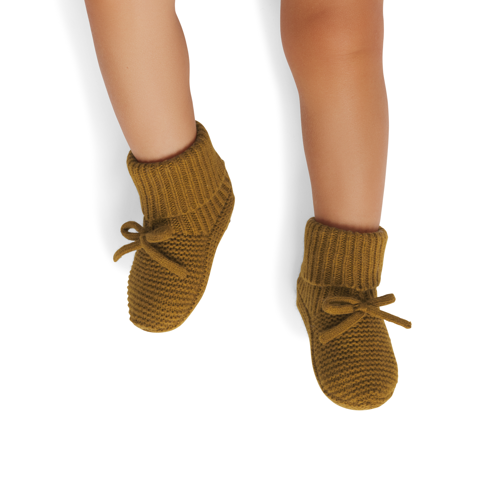 official-bombas::9691-desertkhaki-baby-6-12m-unisex-onmodel-2-transparent.png