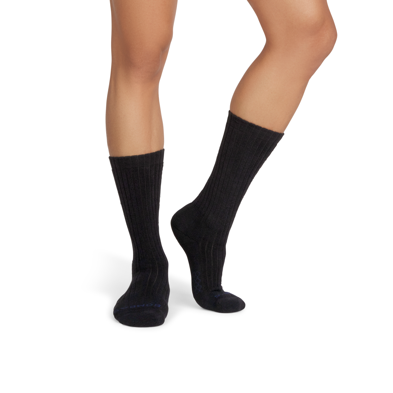official-bombas::9800-black-adult-male-onmodel-2-transparent.png