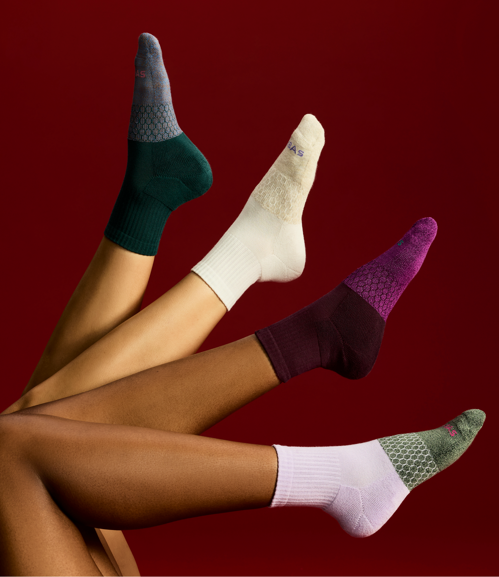 official-bombas::9815-berrycrush-midnightplum-adult-female-onmodel-0-transparent.png